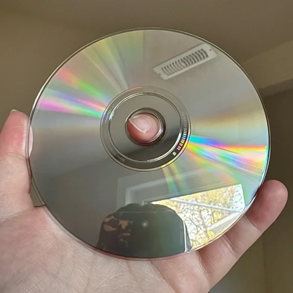 Addison by Addison Rae with signed insert - Picture 4 of 5